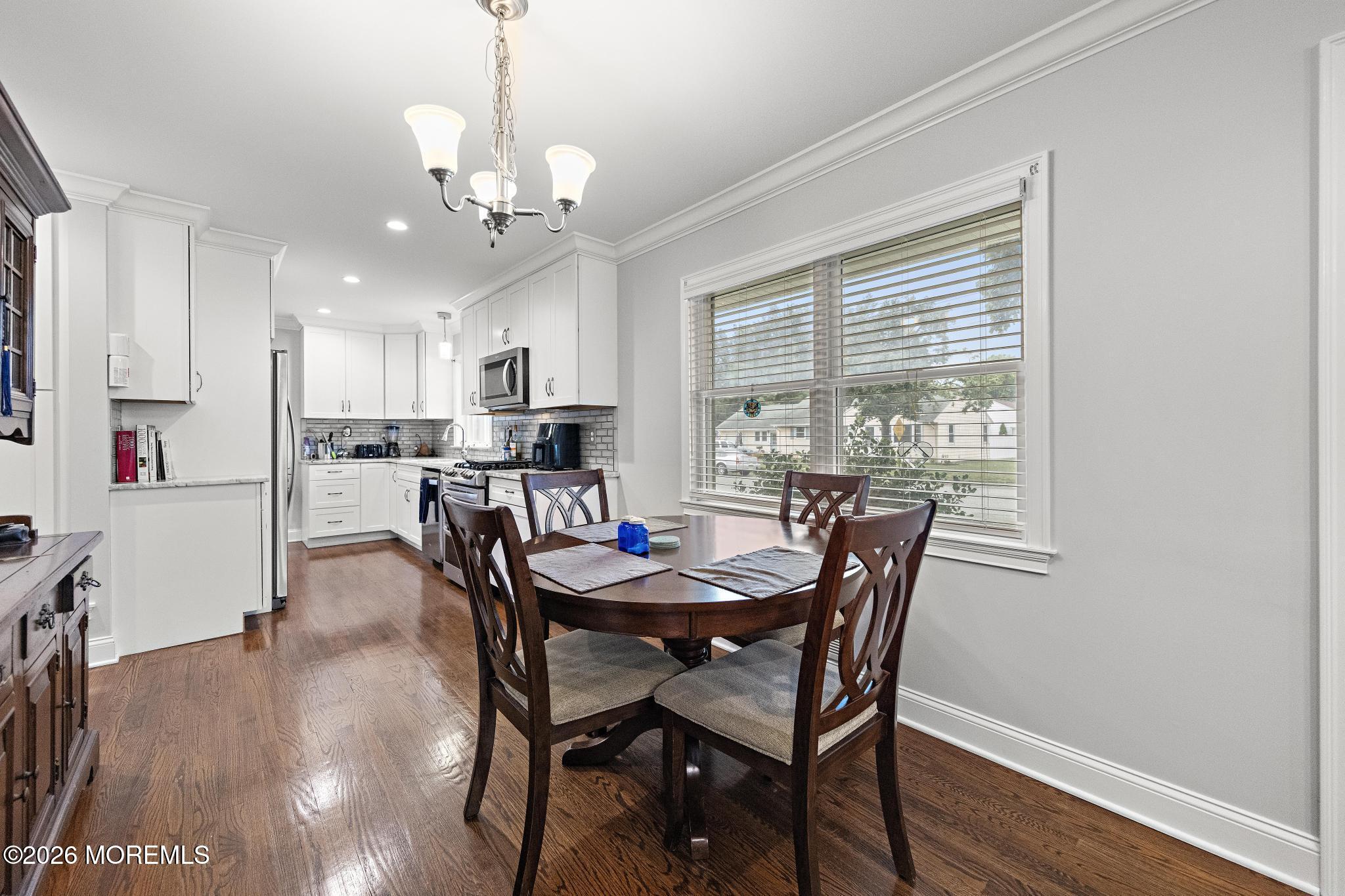 8 Meadowbrook Avenue Eatontown NJ 07724