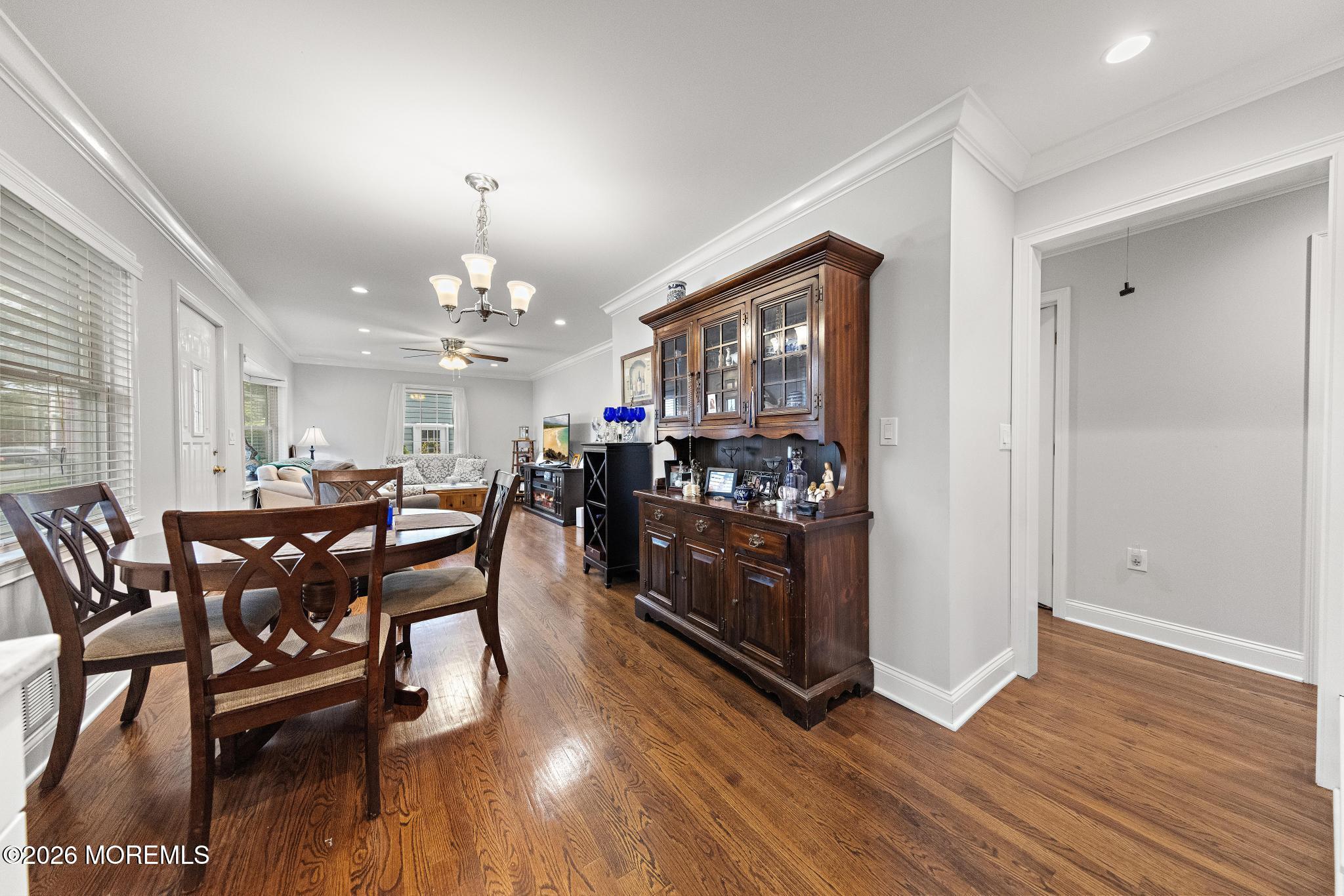 8 Meadowbrook Avenue Eatontown NJ 07724