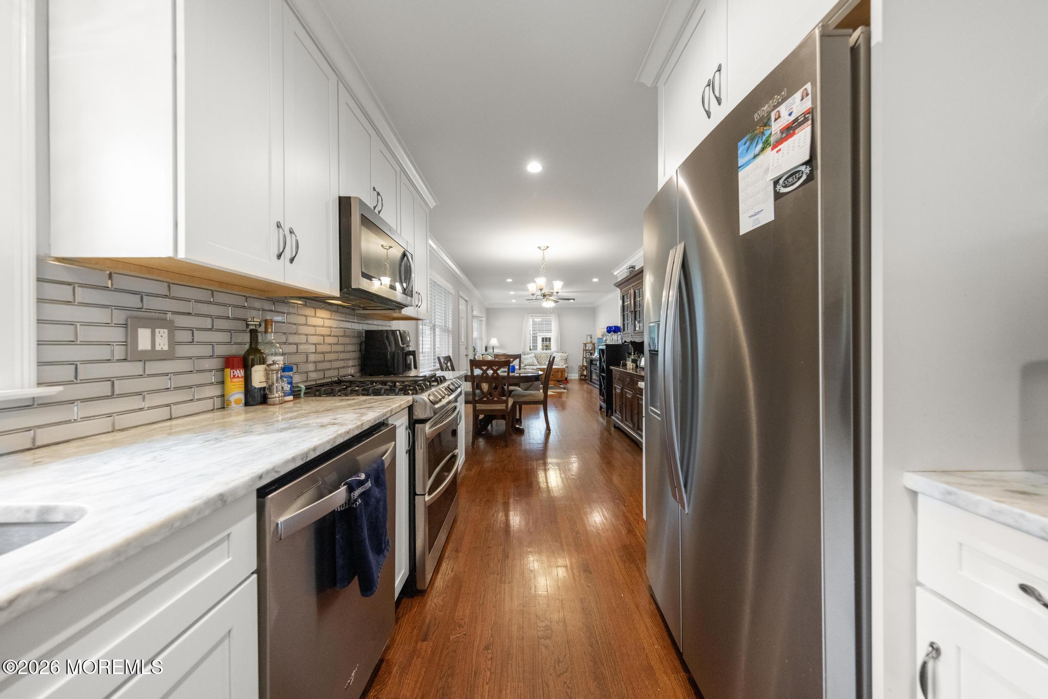 8 Meadowbrook Avenue Eatontown NJ 07724