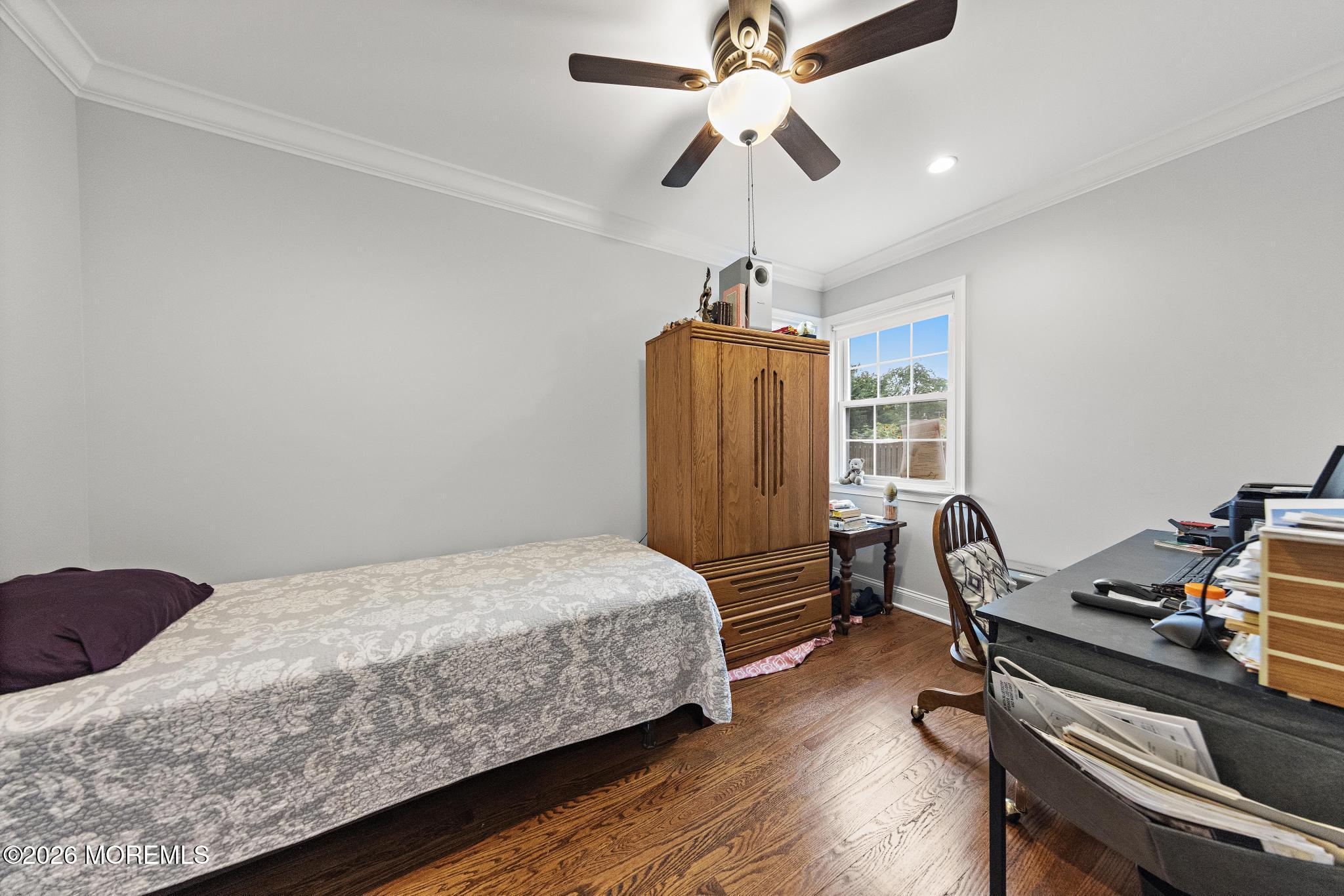 8 Meadowbrook Avenue Eatontown NJ 07724