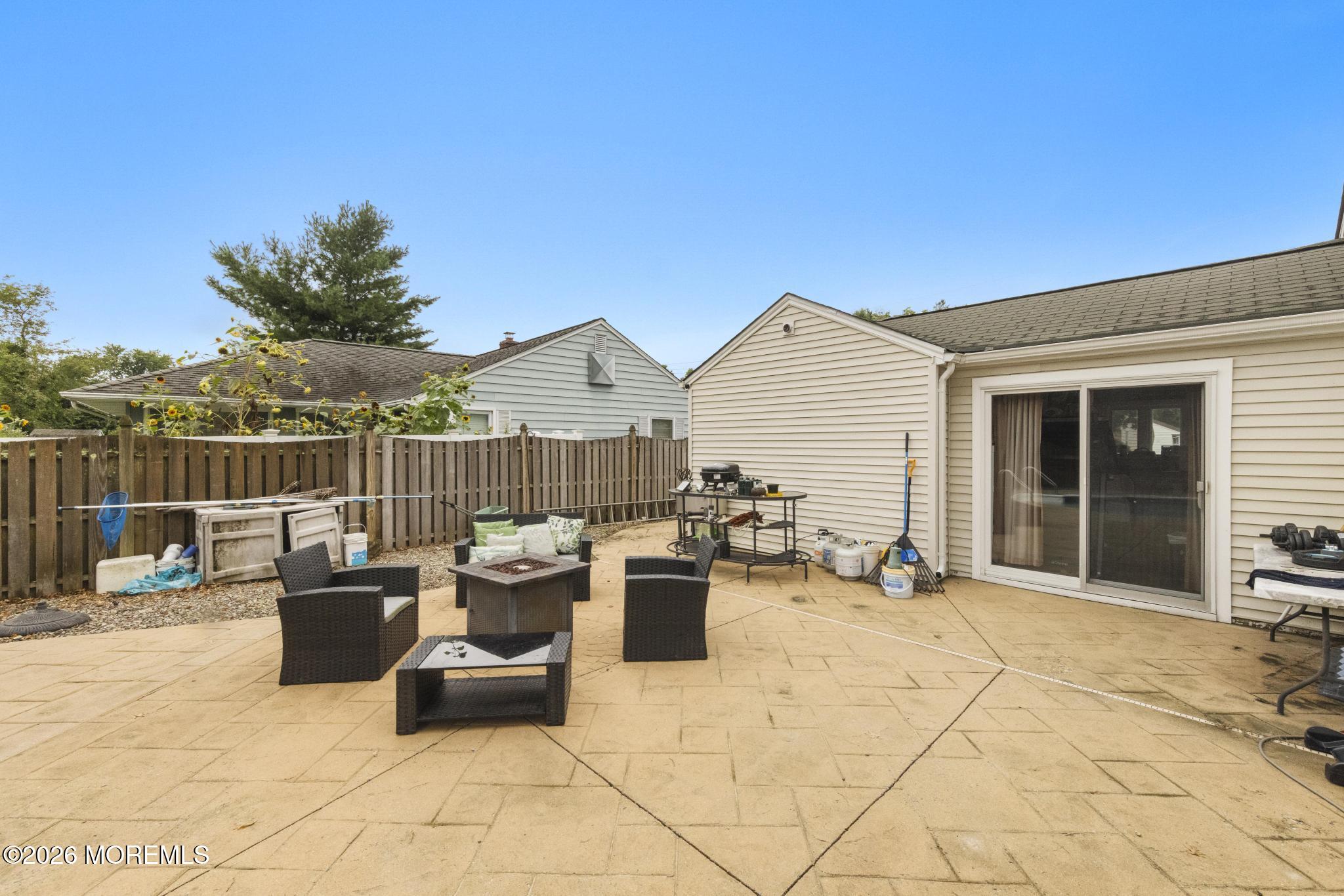 8 Meadowbrook Avenue Eatontown NJ 07724