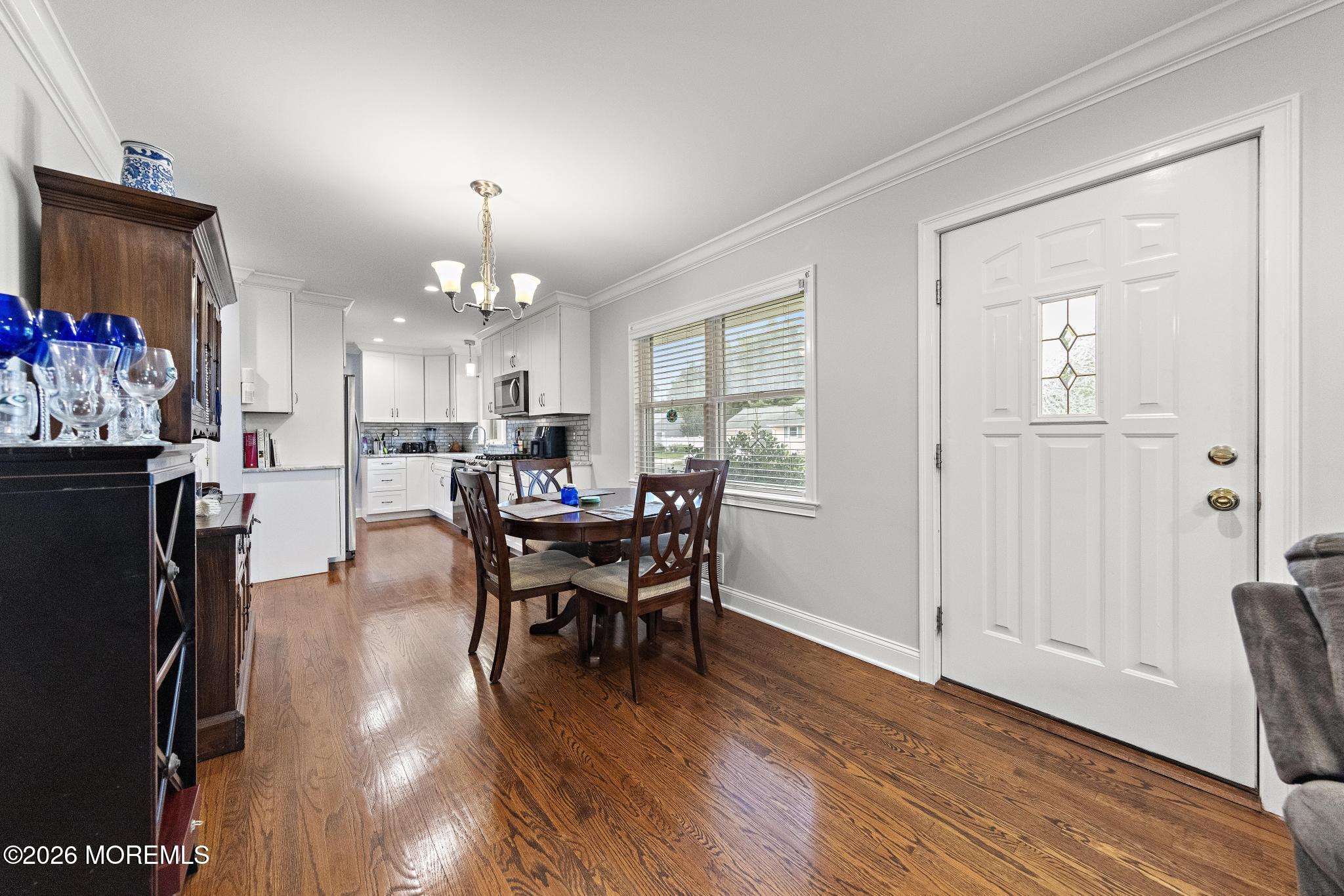 8 Meadowbrook Avenue Eatontown NJ 07724