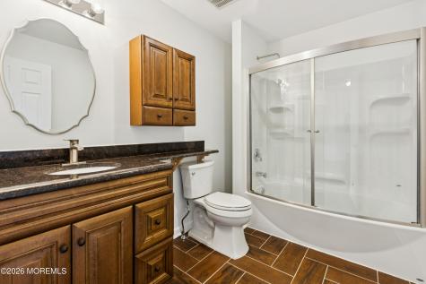 6 5th Street New Egypt NJ 08533