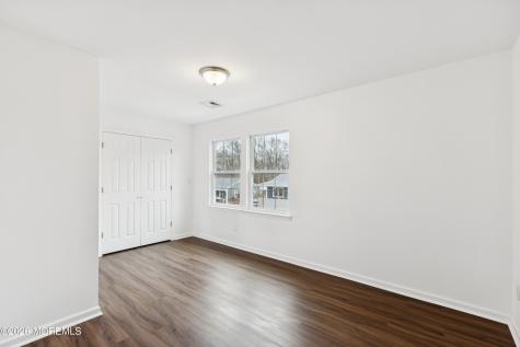 6 5th Street New Egypt NJ 08533