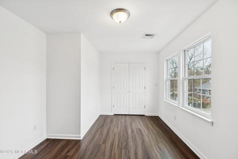6 5th Street New Egypt NJ 08533