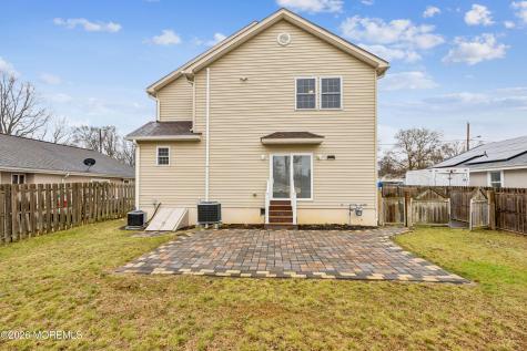 6 5th Street New Egypt NJ 08533