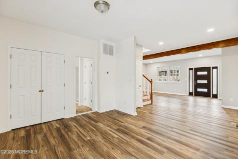 6 5th Street New Egypt NJ 08533