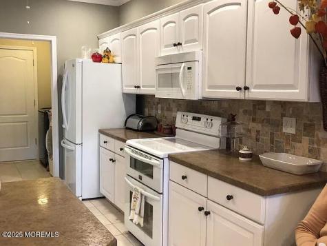 41 Greylawn Drive Lakewood NJ 08701