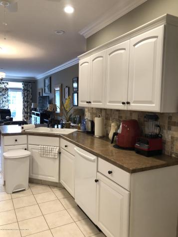 41 Greylawn Drive Lakewood NJ 08701
