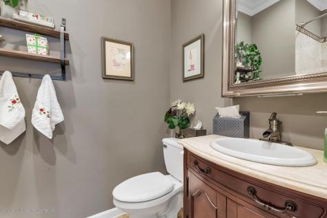 41 Greylawn Drive Lakewood NJ 08701