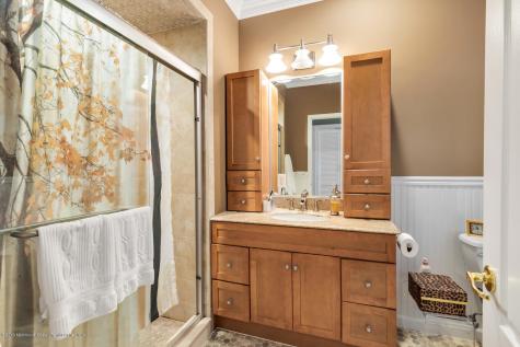41 Greylawn Drive Lakewood NJ 08701