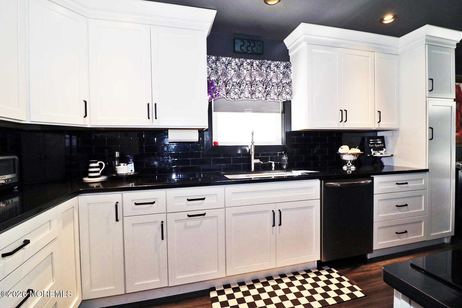 8 Keelson Drive Waretown NJ 08758