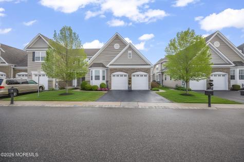 5 Traditions Place Monroe NJ 08831