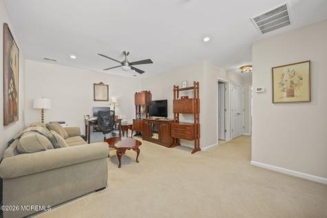 5 Traditions Place Monroe NJ 08831