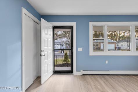 86 San Carlos Street Toms River NJ 08757