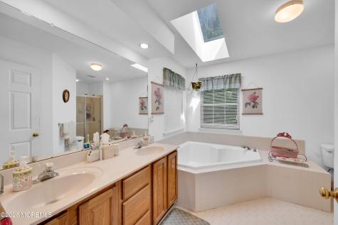 61 Danella Way Howell NJ 07731