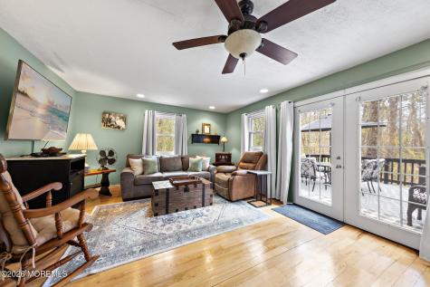 50 Lighthouse Drive Waretown NJ 08758