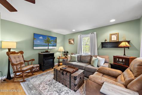 50 Lighthouse Drive Waretown NJ 08758