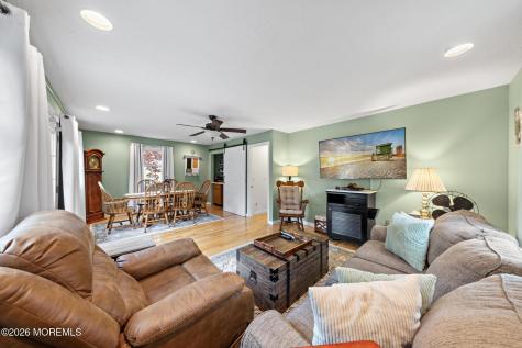 50 Lighthouse Drive Waretown NJ 08758