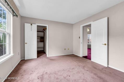 51 Linton Freehold NJ 07728