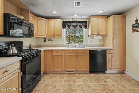 135 John Street Brick NJ 08724