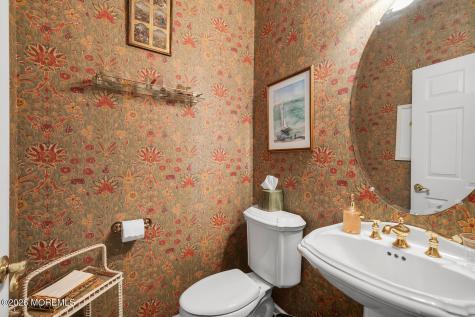 46 Windward Way Red Bank NJ 07701