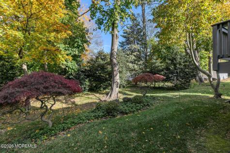 46 Windward Way Red Bank NJ 07701