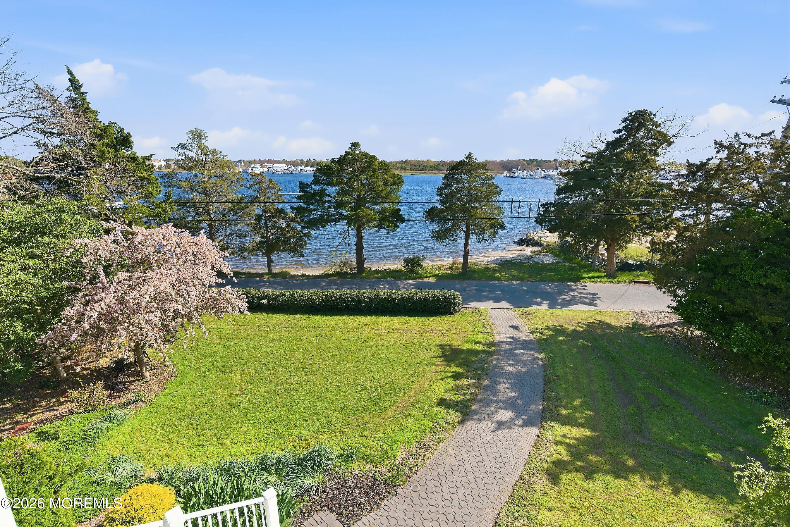 159 Harbor Inn Road Bayville NJ 08721