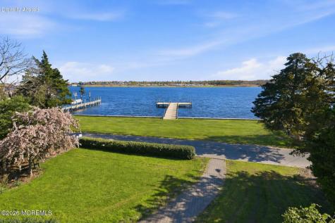 159 Harbor Inn Road Bayville NJ 08721