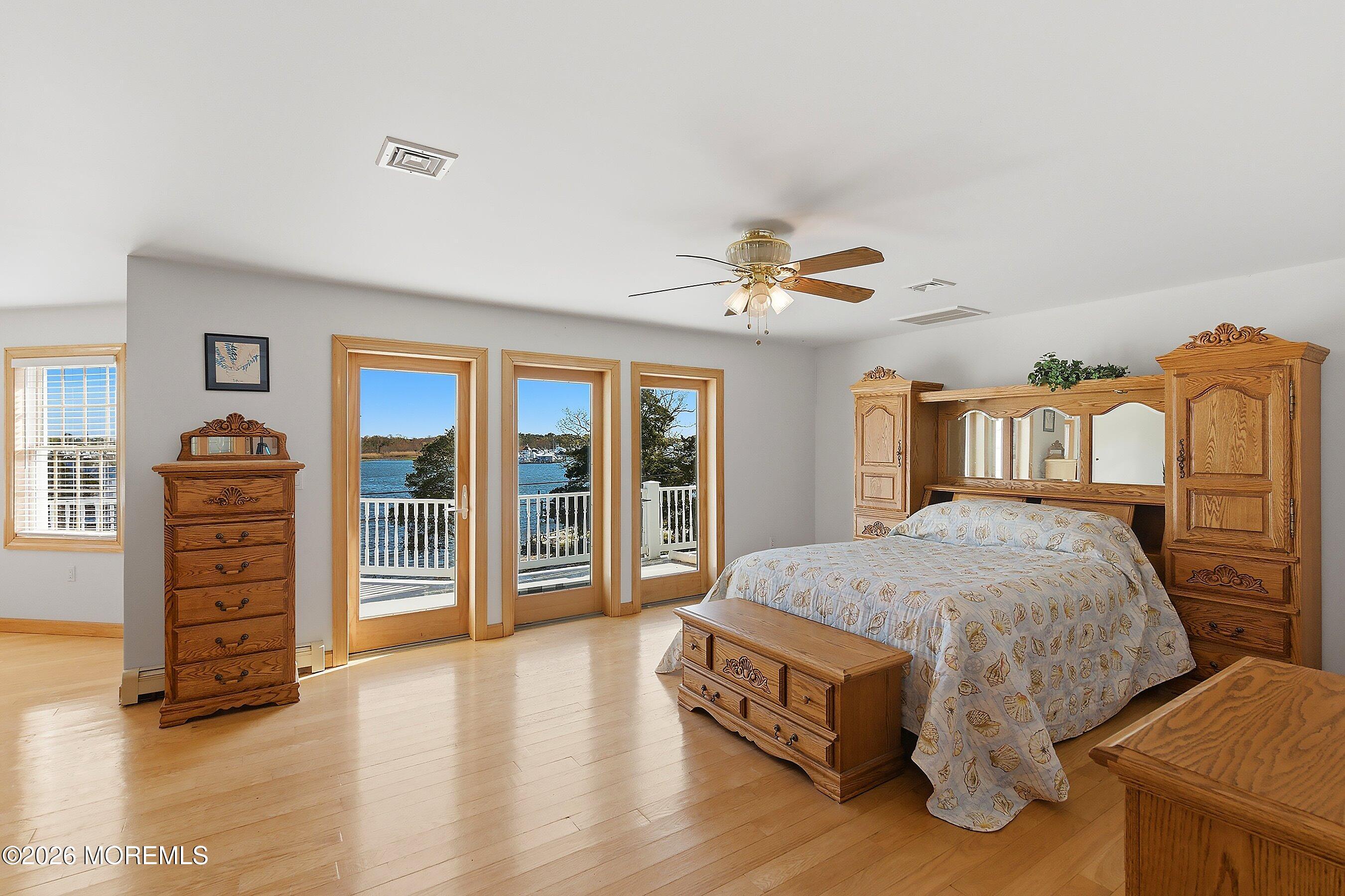 159 Harbor Inn Road Bayville NJ 08721