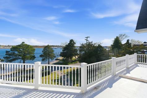 159 Harbor Inn Road Bayville NJ 08721