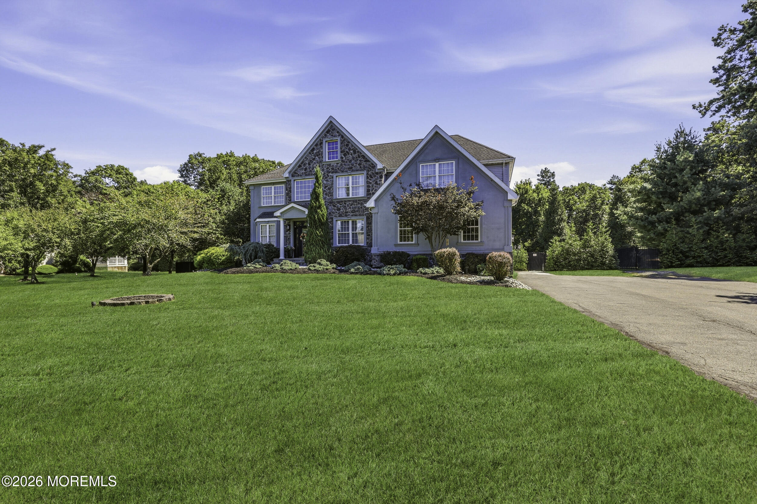 11 Swallow Tail Court Jackson NJ 08527