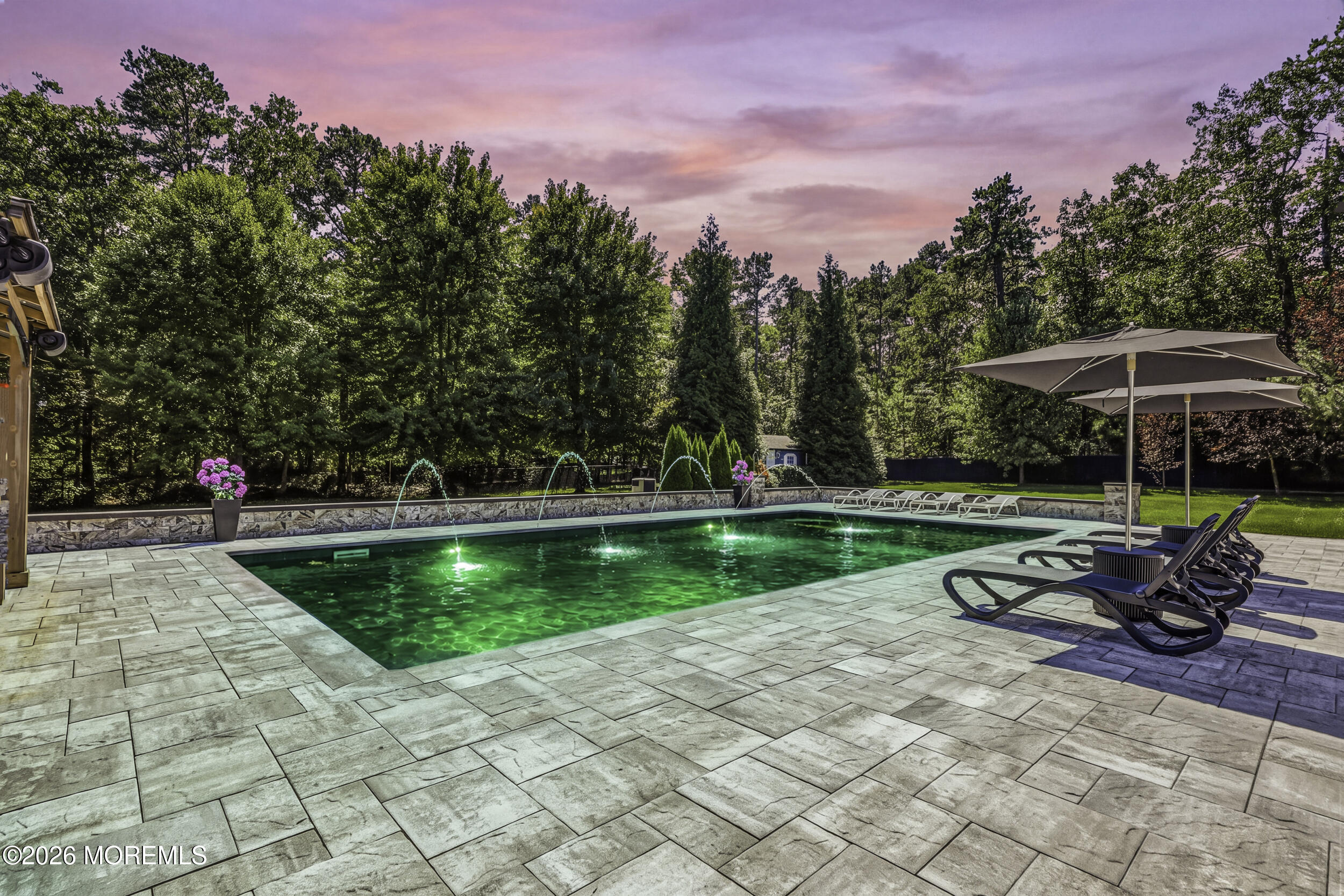 11 Swallow Tail Court Jackson NJ 08527