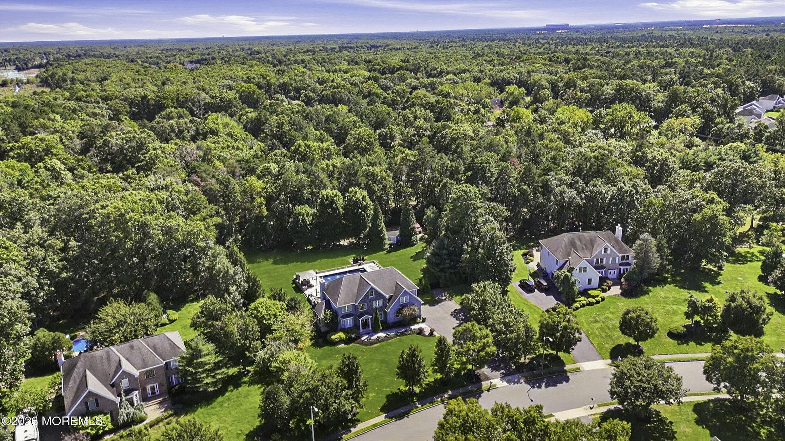 11 Swallow Tail Court Jackson NJ 08527