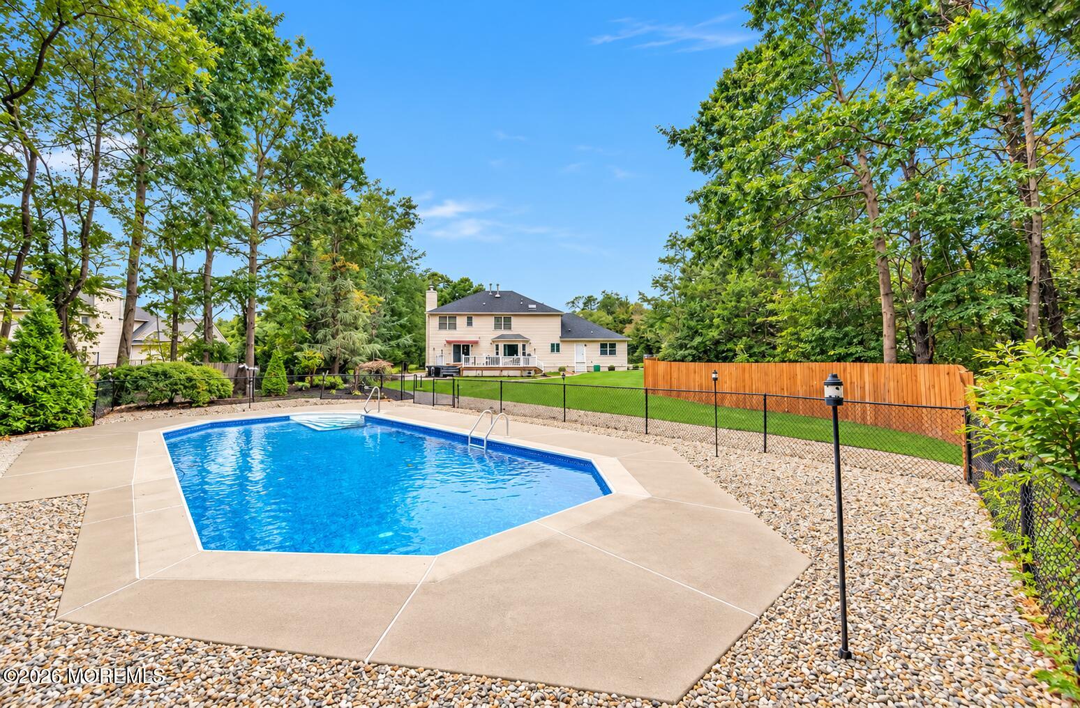 6 Quaker Hill Road Jackson NJ 08527