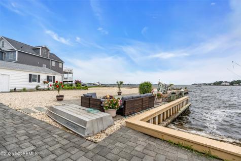 5 Bay Way Brick NJ 08723