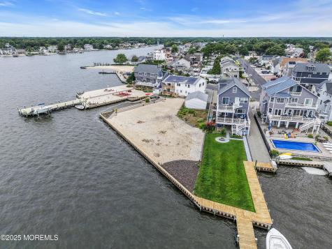 5 Bay Way Brick NJ 08723