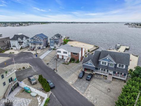 5 Bay Way Brick NJ 08723