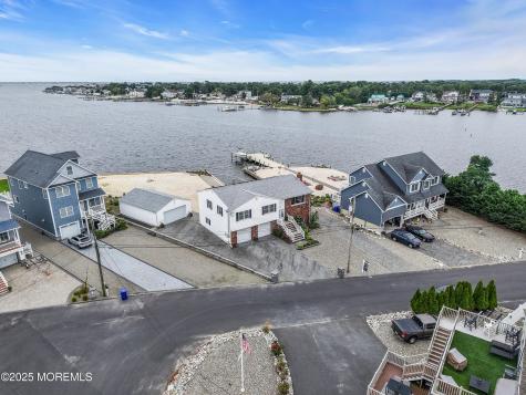 5 Bay Way Brick NJ 08723
