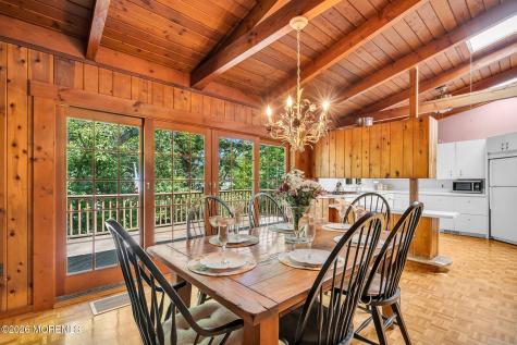 39 Court Drive Shrewsbury Boro NJ 07702