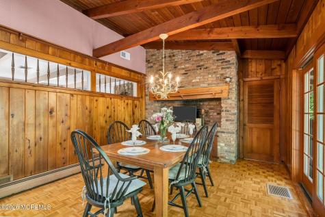 39 Court Drive Shrewsbury Boro NJ 07702