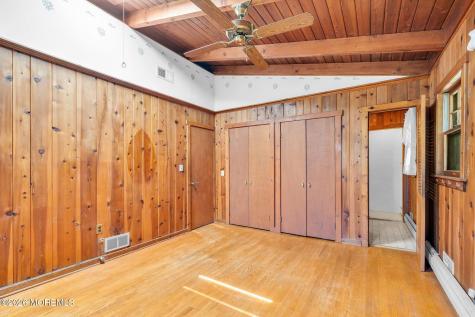39 Court Drive Shrewsbury Boro NJ 07702