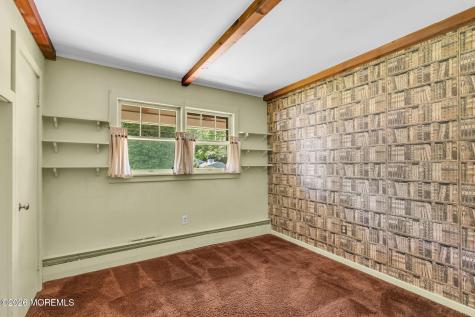 39 Court Drive Shrewsbury Boro NJ 07702