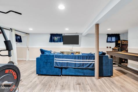 52 7th Street North Arlington NJ 07031