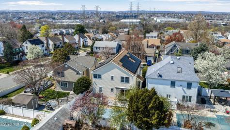 52 7th Street North Arlington NJ 07031