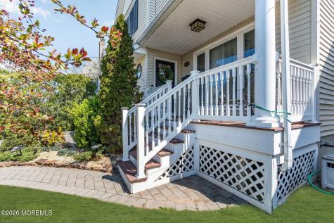 52 7th Street North Arlington NJ 07031