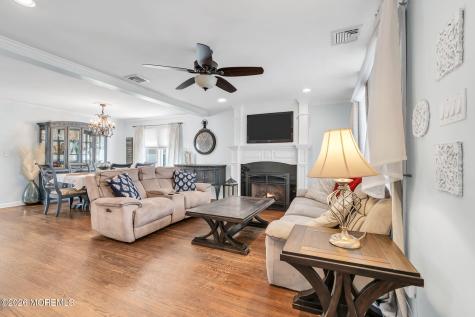 52 7th Street North Arlington NJ 07031