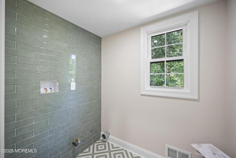 169 Pelican Road Middletown NJ 07748