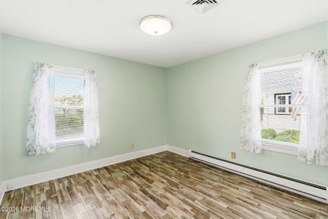 22 Thomas Street Toms River NJ 08753