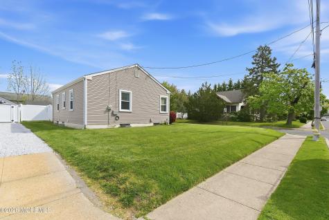 22 Thomas Street Toms River NJ 08753